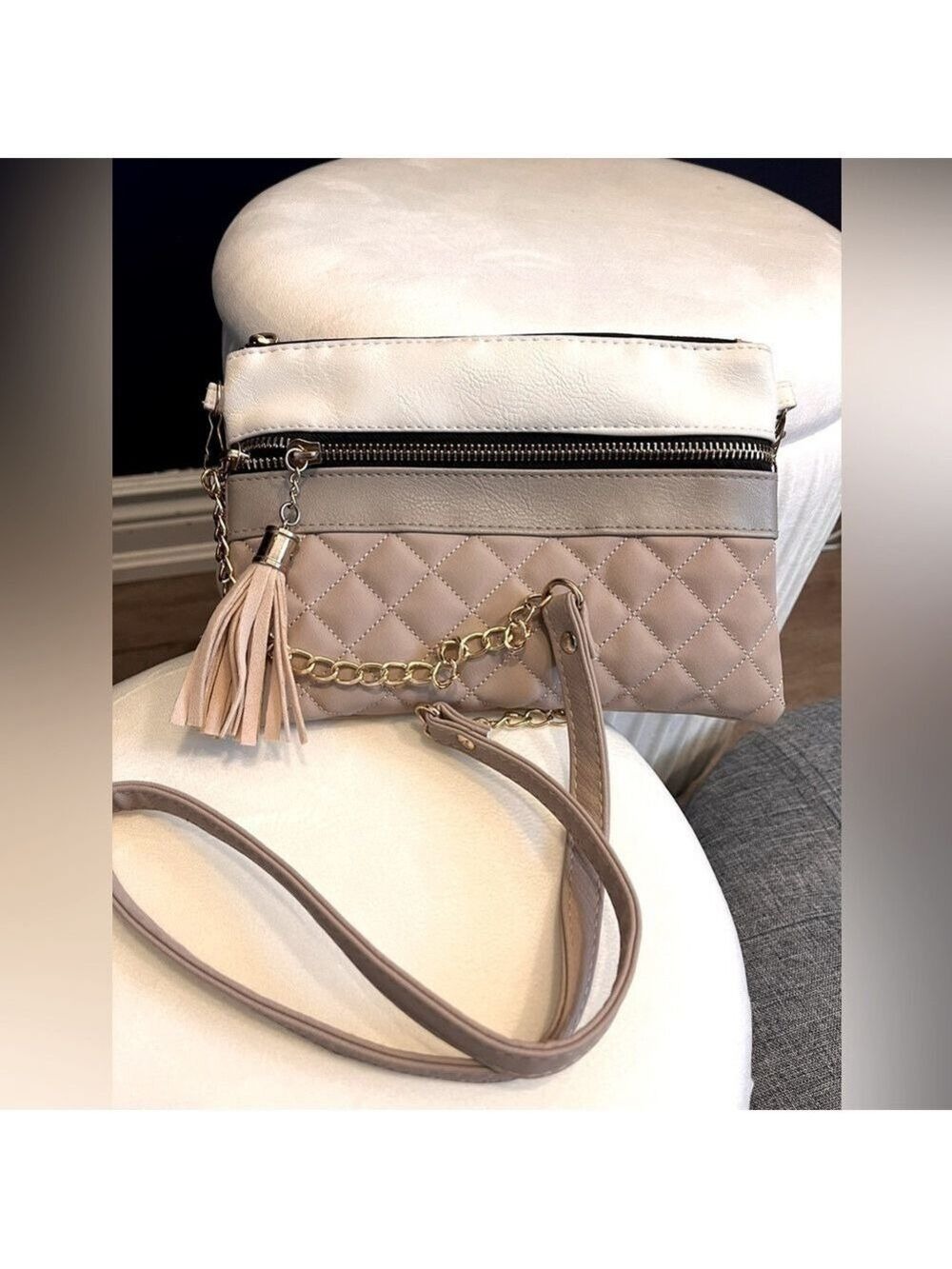Ardene cross body /wristlet zippered bag